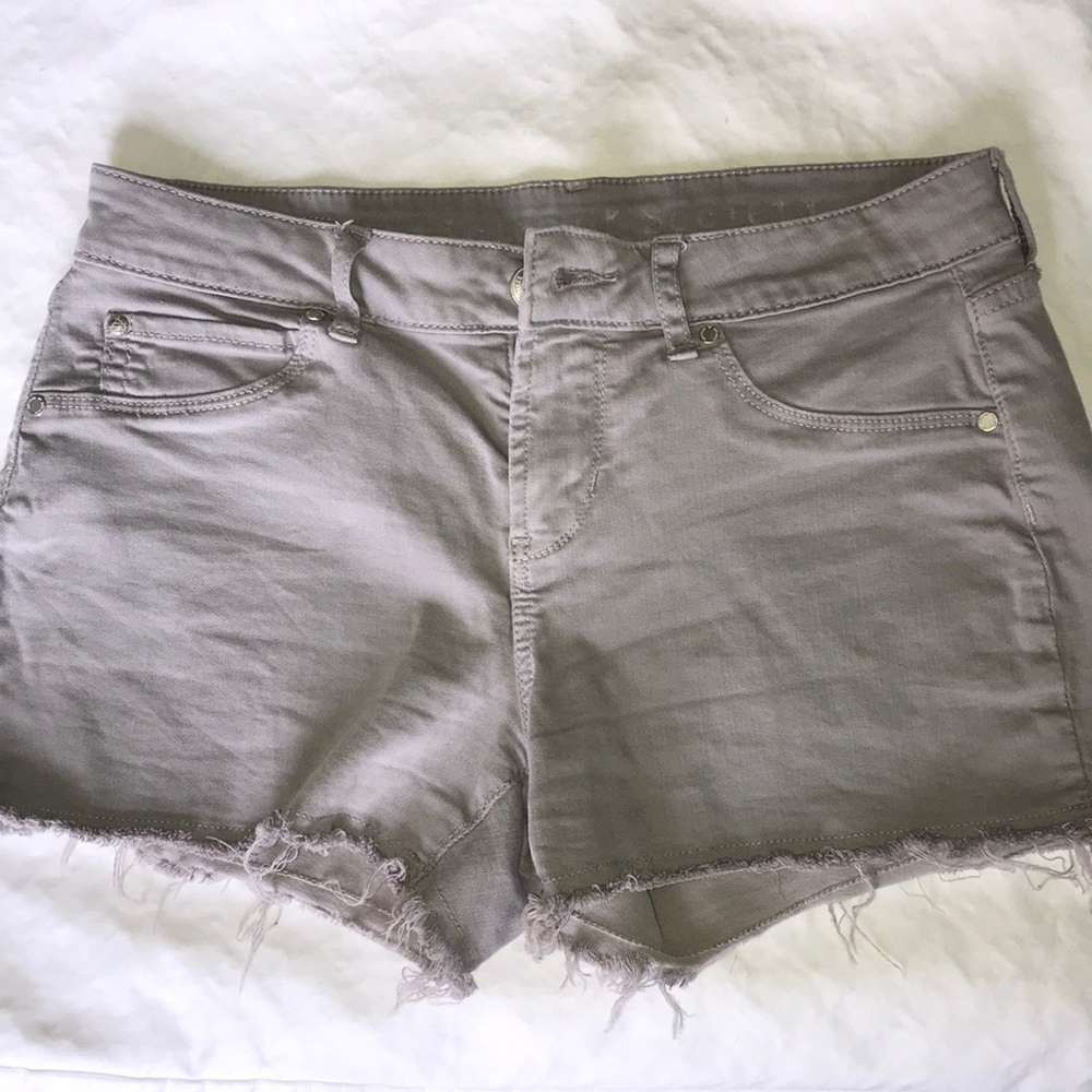 Light grey jean shorts